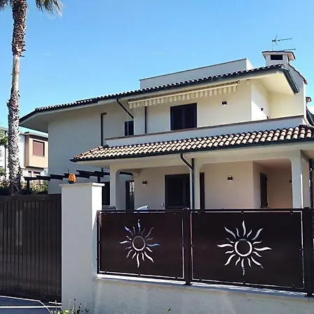 Kr Villa *