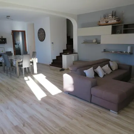 Kr Villa Cinquale
